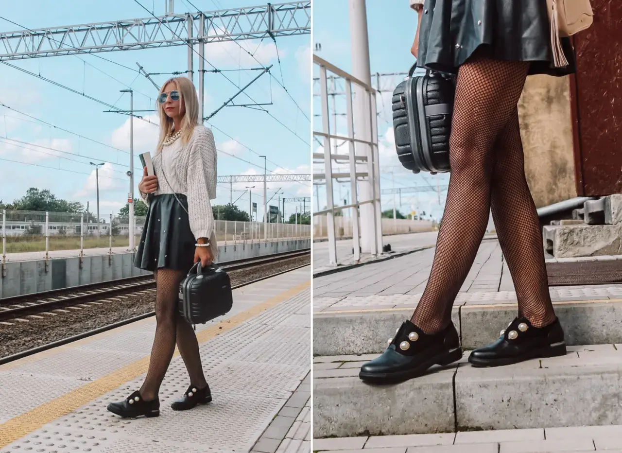 Elegancka stylizacja na podróż: skórzana spódniczka, sweterek i mokasyny z perłami. Idealne połączenie, jakie spodnie do mokasynów?