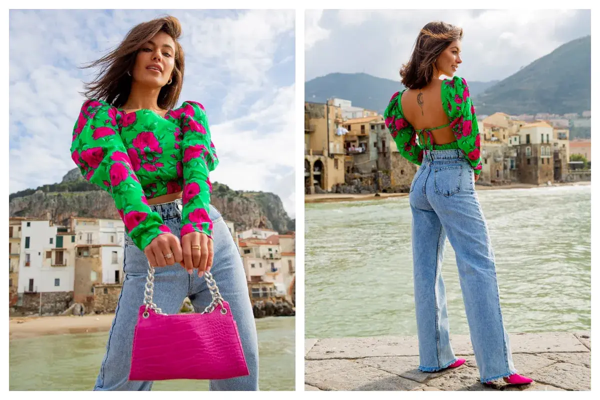 Włoski styl: kwiecisty crop top z bufiastymi rękawami, jeansy i fuksjowa torebka. Tak ubierają się włoszki.