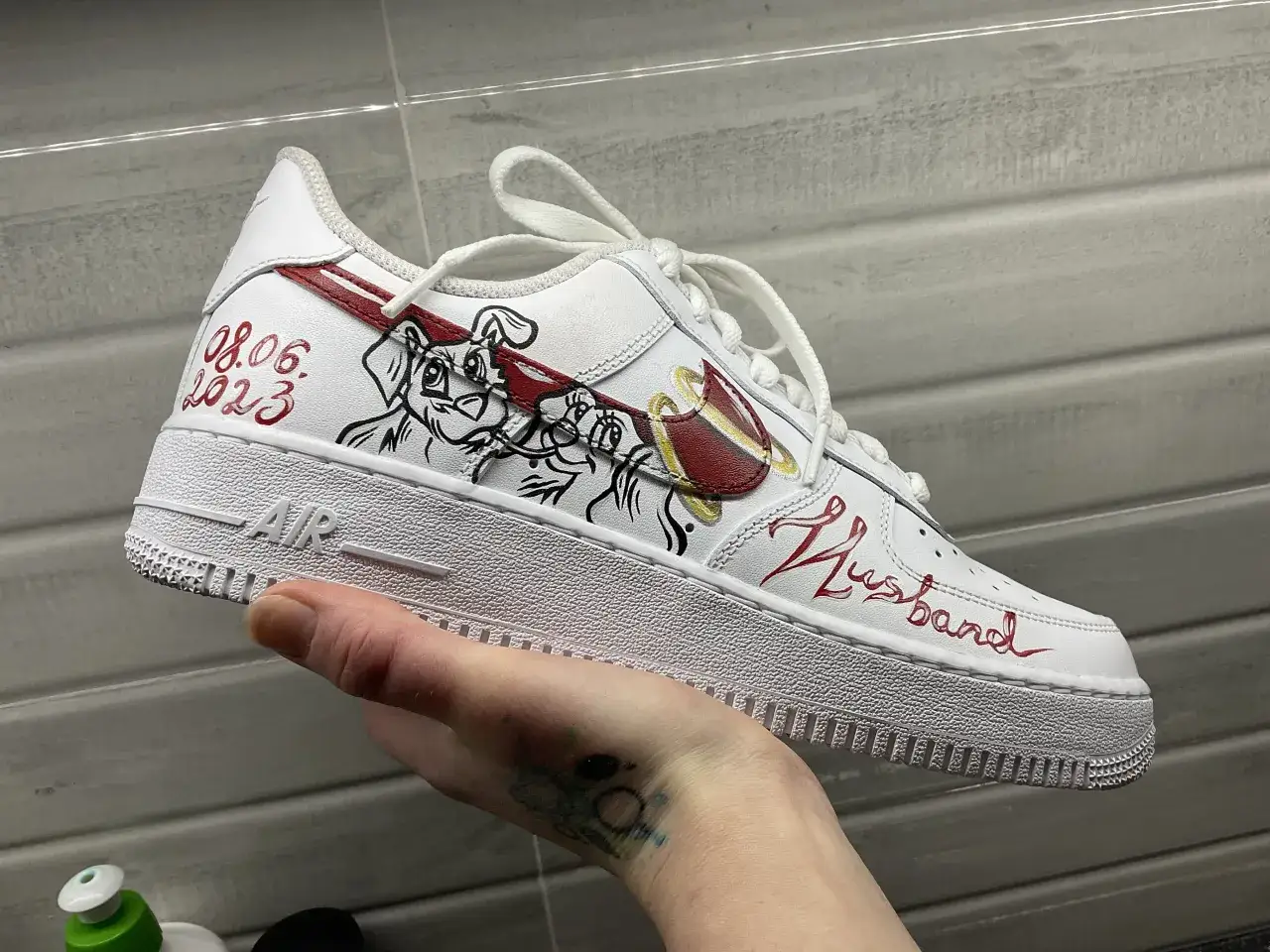 custom butów haft naszywki grawerowanie
